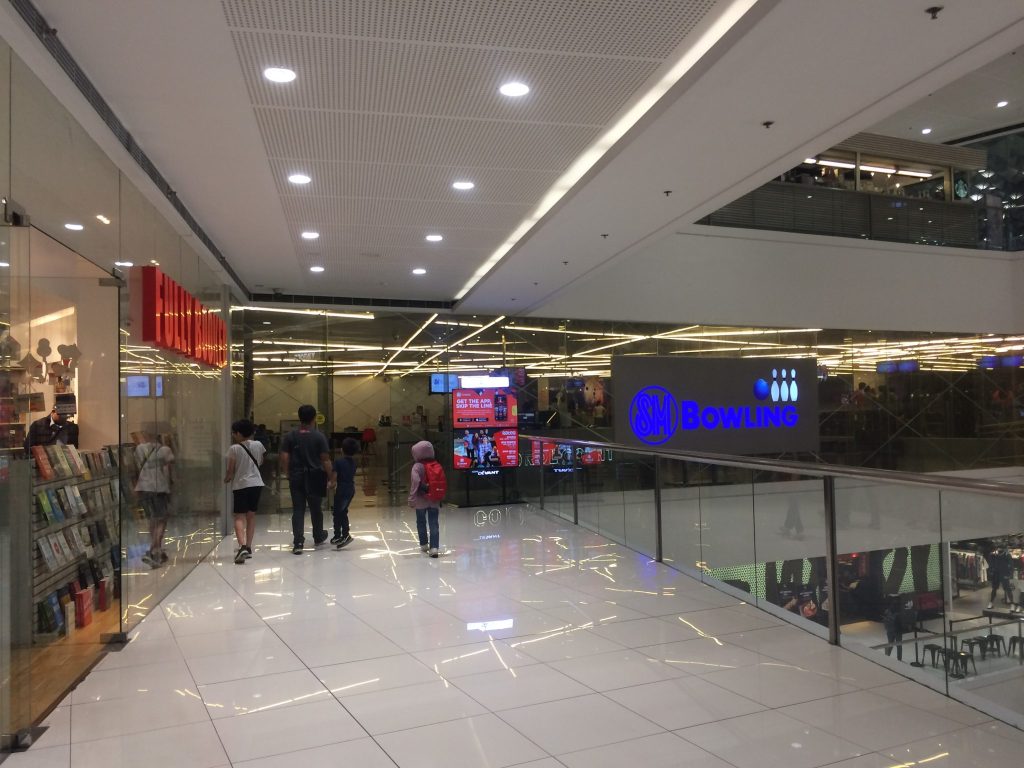 Bowling with the family at SM Bowling&nbsp;Center